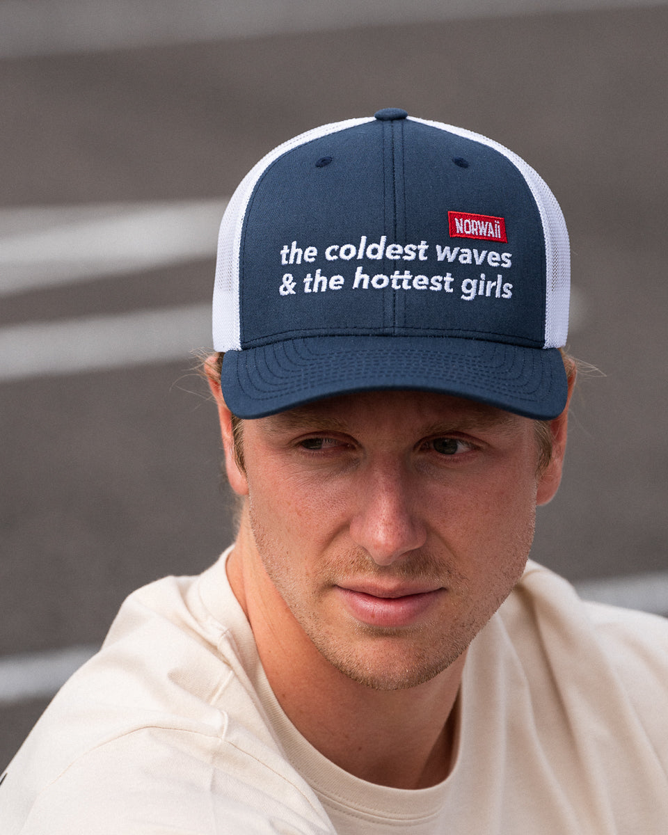 The coldest waves & the hottest girls - Navy - Caps