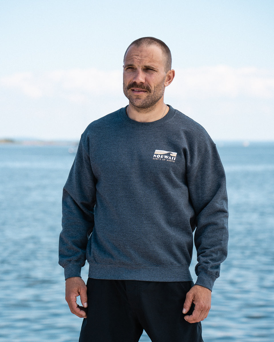 Surf's up north - Dark Heather - Sweater